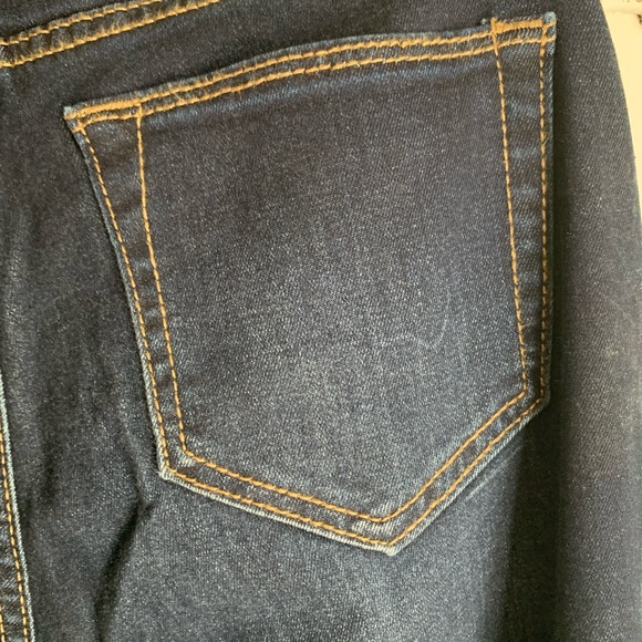 Buckle day trip jeans. Size 26S. - Picture 8 of 9